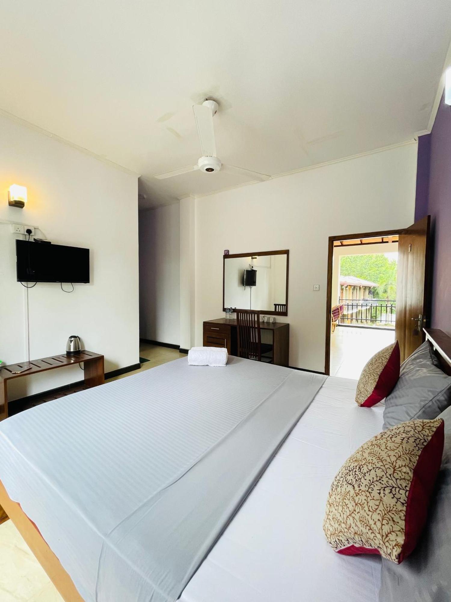 Ravan Resort Tangalle Exteriör bild